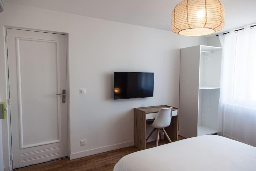 L'abstrait-gare/centre, Neuf, Equipe Apartment