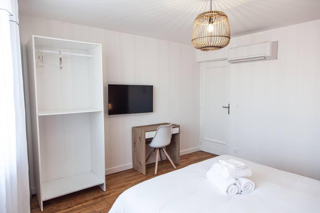 L'abstrait-gare/centre, Neuf, Equipe Apartment Chateauroux