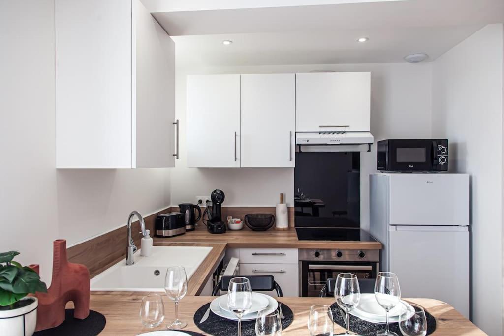 L'abstrait-gare/centre, Neuf, Equipe Apartment Chateauroux